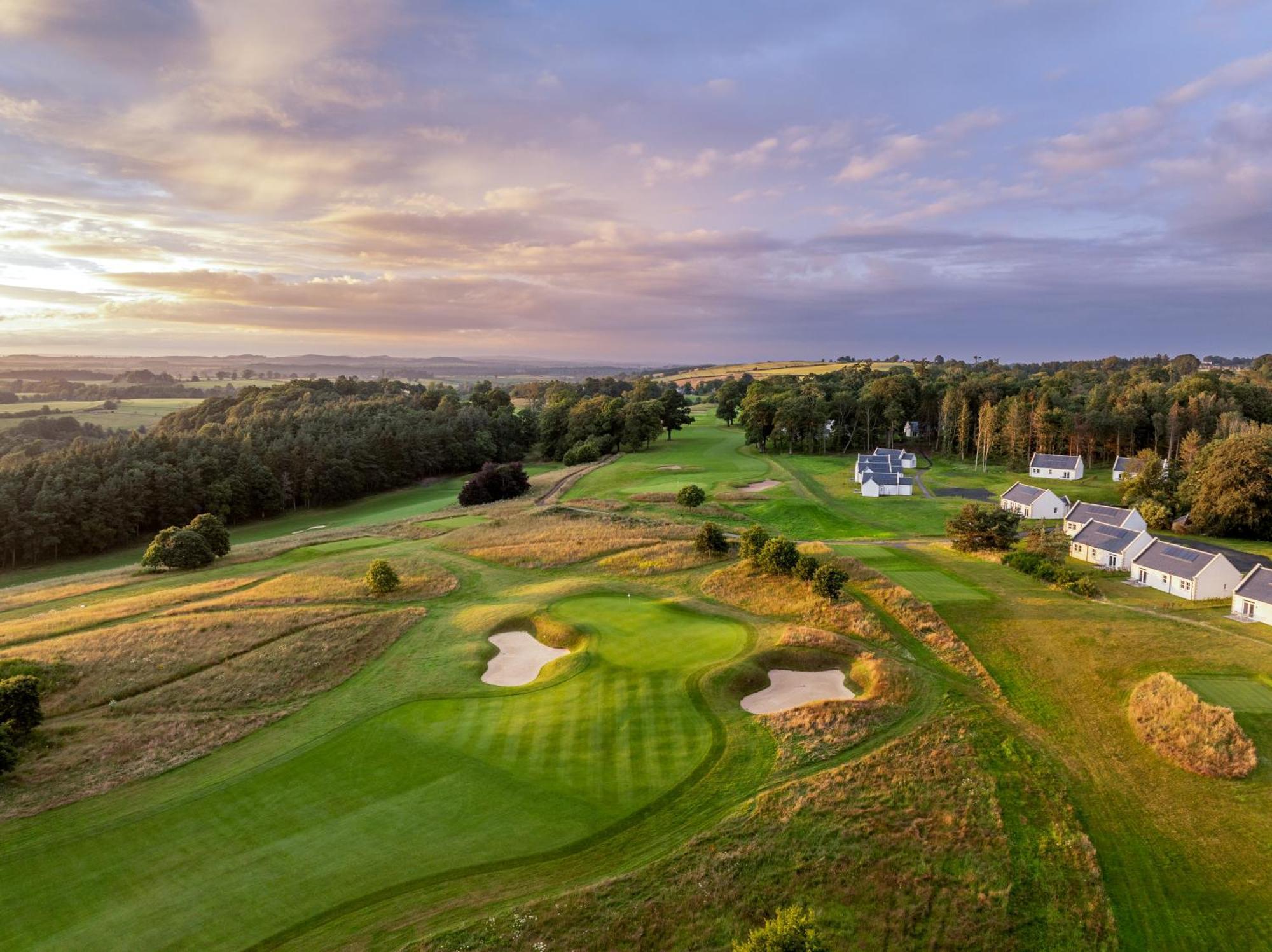 Schloss Roxburghe, Part Of Destination By Hyatt Zewnętrze zdjęcie The 18th hole at the Old Golf Course