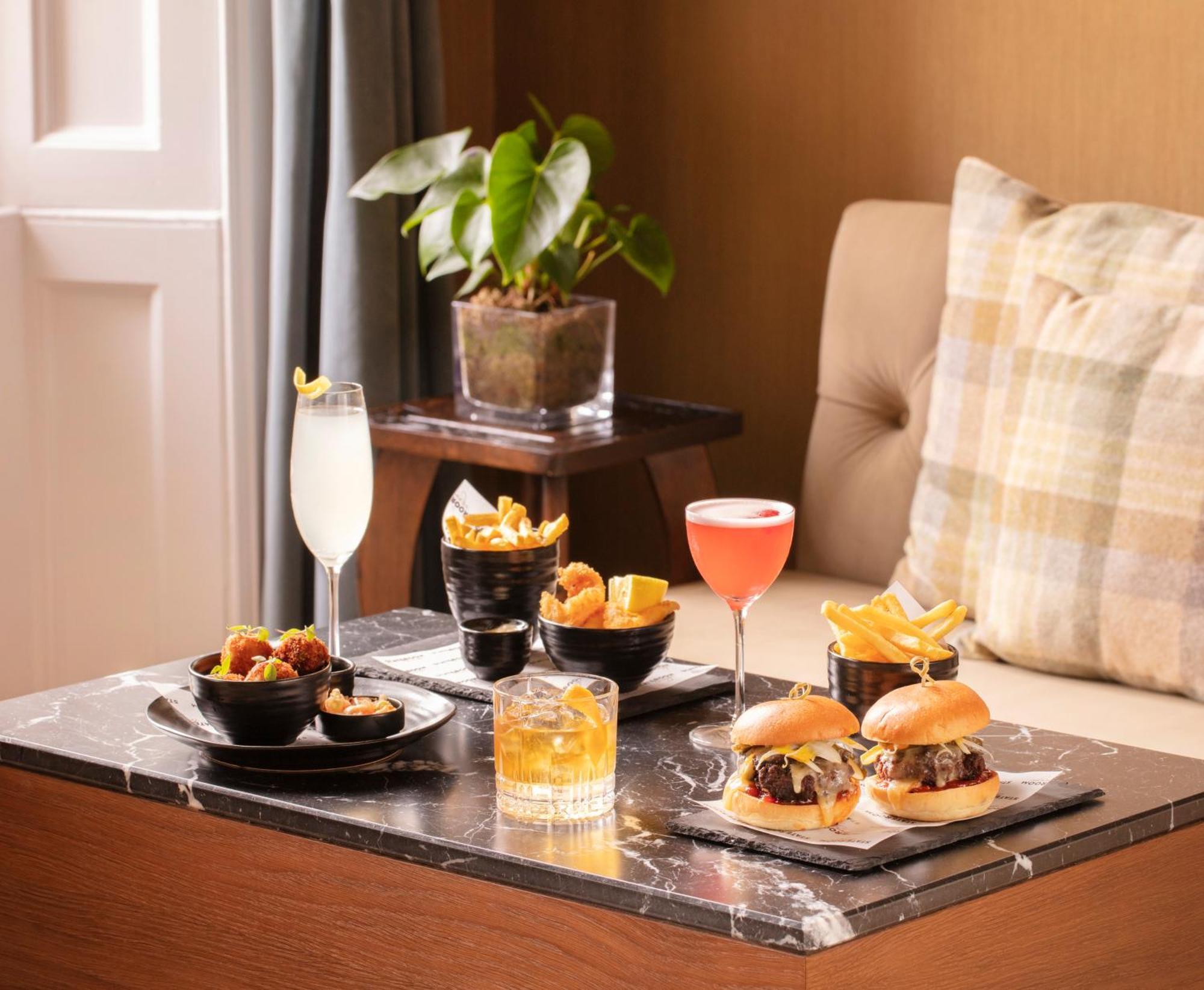 Schloss Roxburghe, Part Of Destination By Hyatt Zewnętrze zdjęcie A selection of cocktails and bar snacks at the bar